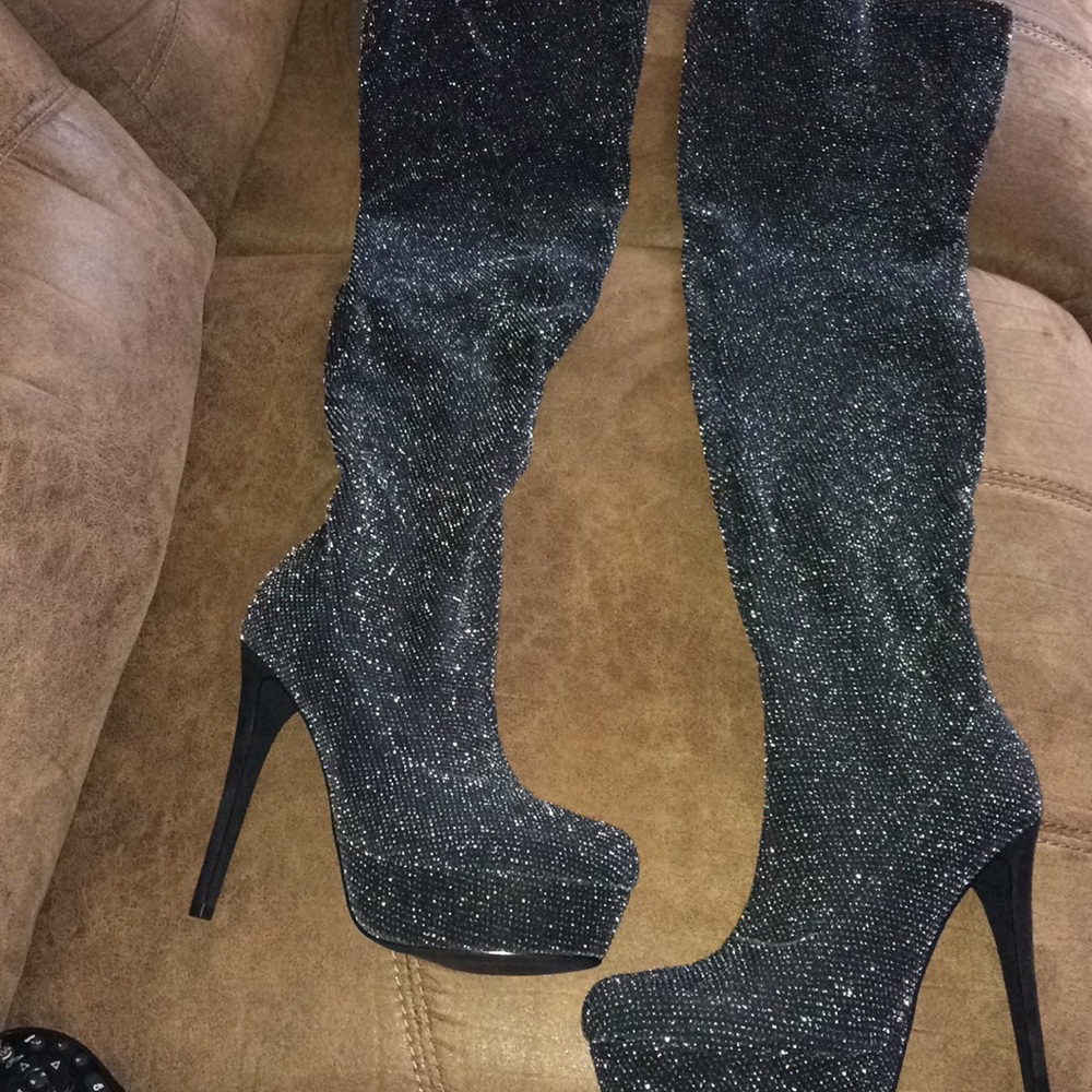 Shoedazzle thigh high platform heels